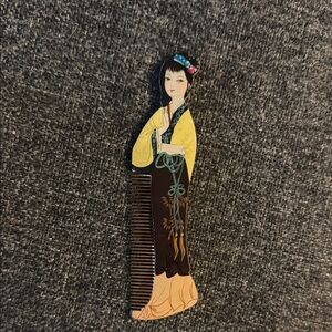 Miniature Vintage Japanese Lady Wooden Comb - Yellow and Brown
